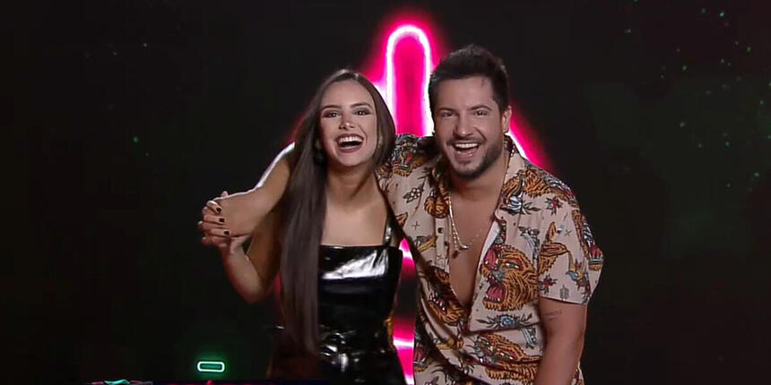 Thiago Bertoldo e Geórgia na imagem de divulgação do Power Couple Brasil 5 pela Record TV