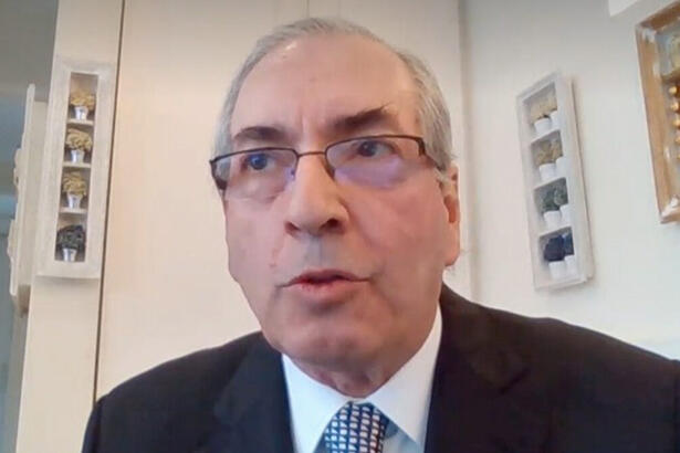 Eduardo Cunha em entrevista online para o Poder em Foco do SBT