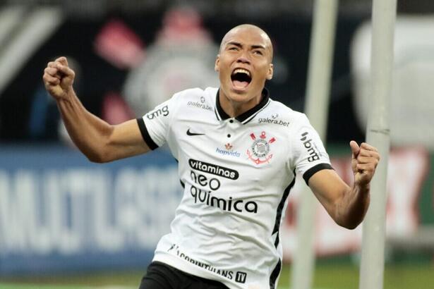 Mandaca comemorando gol pelo Corinthians contra o Novohorizontino no domingo (09(
