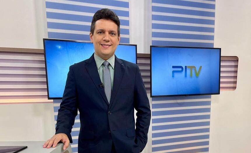Marcelo Magno nos estúdios da TV Clube, afiliada da TV Globo no Piauí