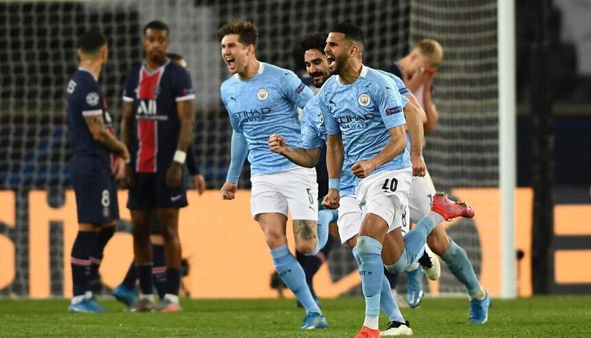 Jogadores do Manchester City comemorando gol na partida de ida do duelo na semana passada