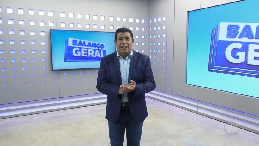 Chico Tello apresentando o Balanço Geral, da TV Cidade Nova Mutum