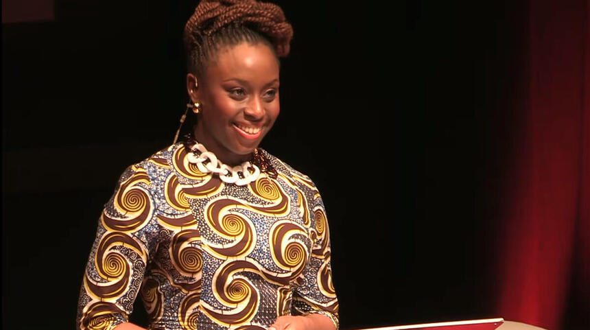 Roda Viva entrevista Chimamanda Ngozi Adichie nesta segunda (14)