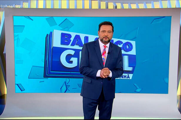 Geraldo Luis apresentando o Balanço Geral Manhã