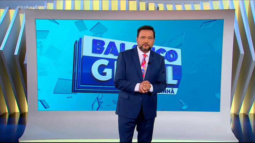 Geraldo Luis apresentando o Balanço Geral Manhã