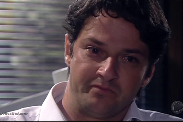 Marcelo Serrado vivendo Daniel, em cena da novela Prova de Amor, no capítulo de 01 de junho de 2021