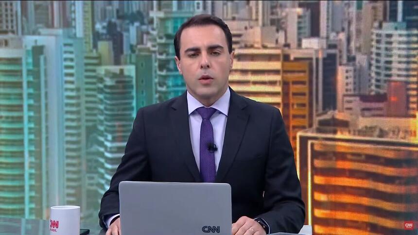 Rafael Colombo apresentando o CNN Novo Dia desta terça-feira, 15 de junho