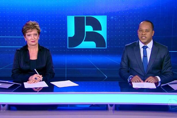 Christina Lemos e Luiz Fara Monteiro em uma das edições do Jornal da Record