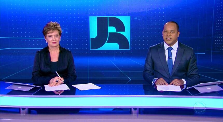 Christina Lemos e Luiz Fara Monteiro em uma das edições do Jornal da Record