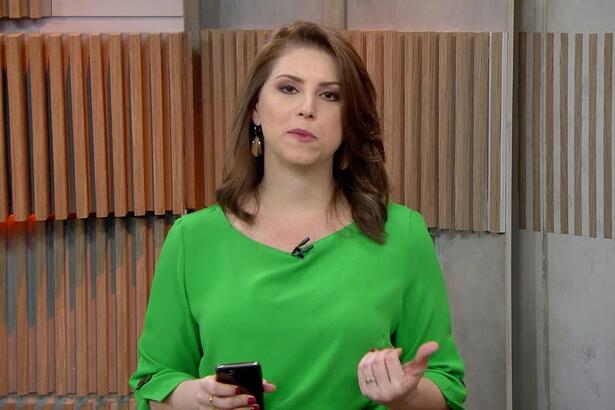 Juliana Rosa nos estúdios da GloboNews em São Paulo