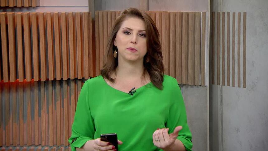 Juliana Rosa nos estúdios da GloboNews em São Paulo