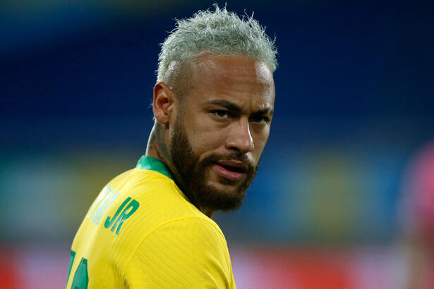 Neymar durante a partida entre Brasil e Peru pela Copa América