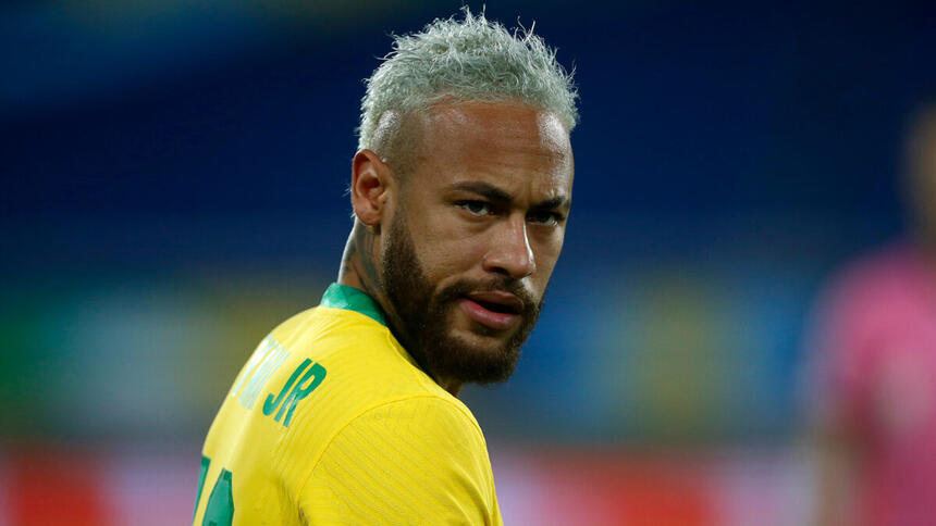 Neymar durante a partida entre Brasil e Peru pela Copa América