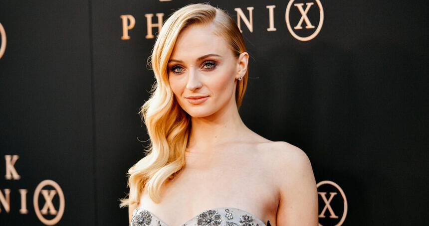 Sophie Turner posa para foto | Imagem: Reprodução