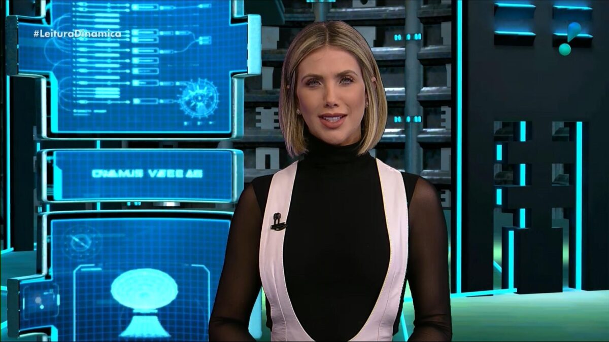 Erica Reis nos estúdios do Leitura Dinâmica, durante a edição de 30 de junho