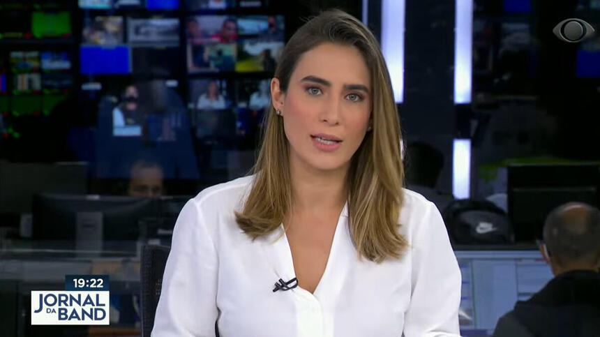 Lana Canepa durante o Jornal da Band de 12 de julho