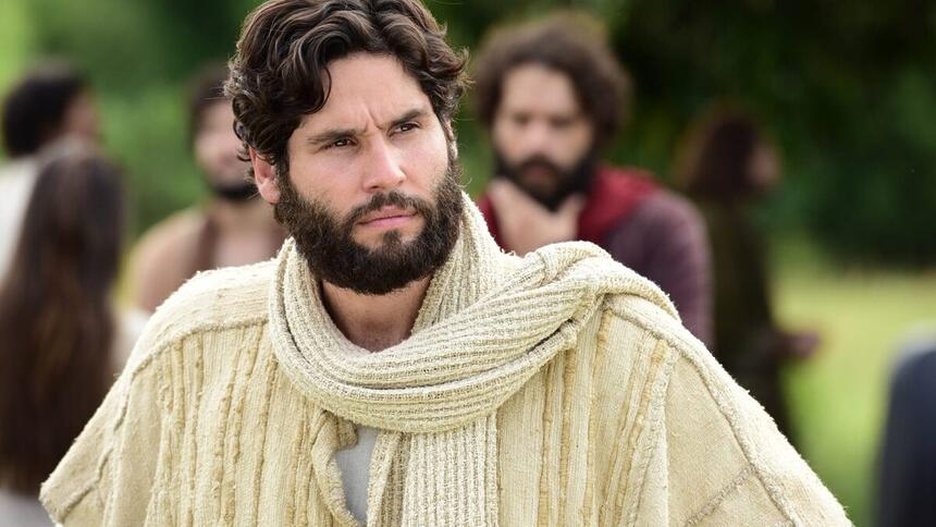 Dudu Azevedo como Jesus na novela da Record TV