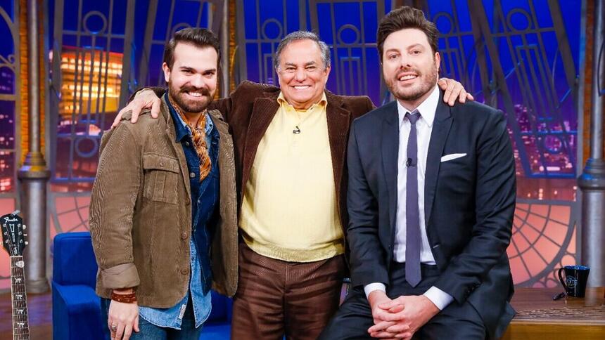 Léo Von, Ronnie Von e Danilo Gentili nos estúdios do The Noite