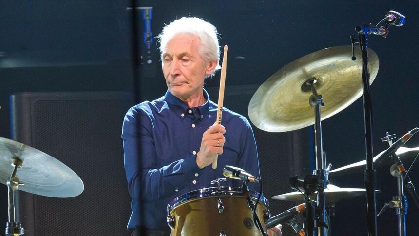 Charlie Watts durante apresentação da banda Rolling Stones