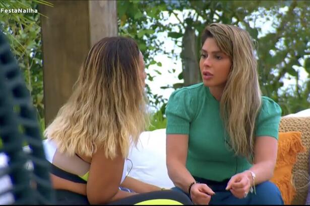 Valesca e Nadja conversaram na aréa externa do Ilha Record sobre as atitides de Pyng no jogo. Valesca afirmou que não confia no influenciador e teme ser descartada por ele.