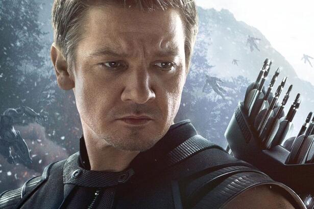 Jeremy Renner como Gavião Arqueiro, série 'Hawkeye' estreia em novembro