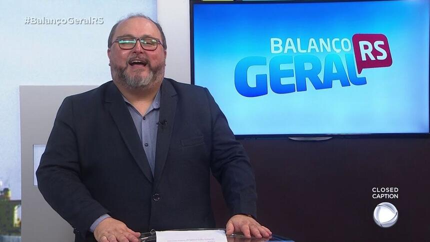 Alexandre Mota apresentando o Balanço Geral RS