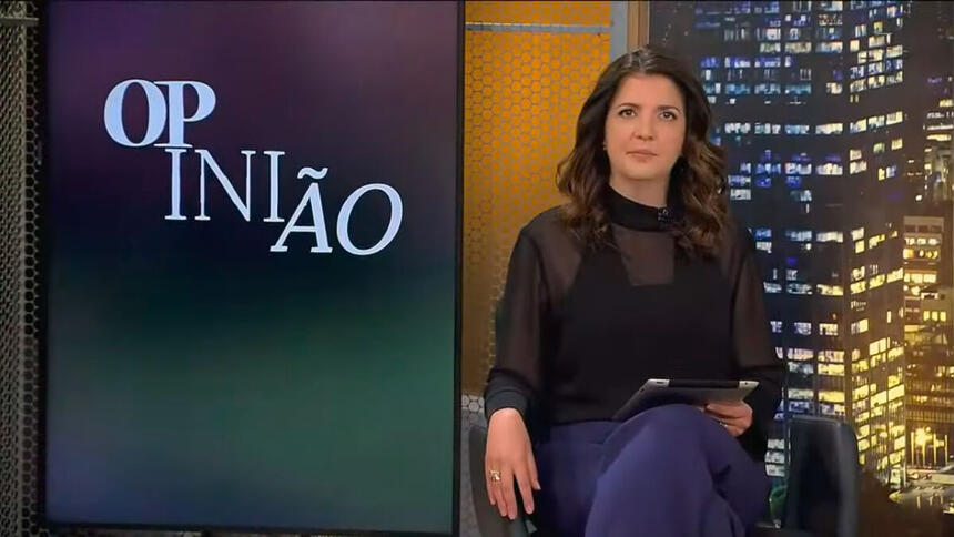 Andresa Boni apresentando o programa Opinião na TV Cultura