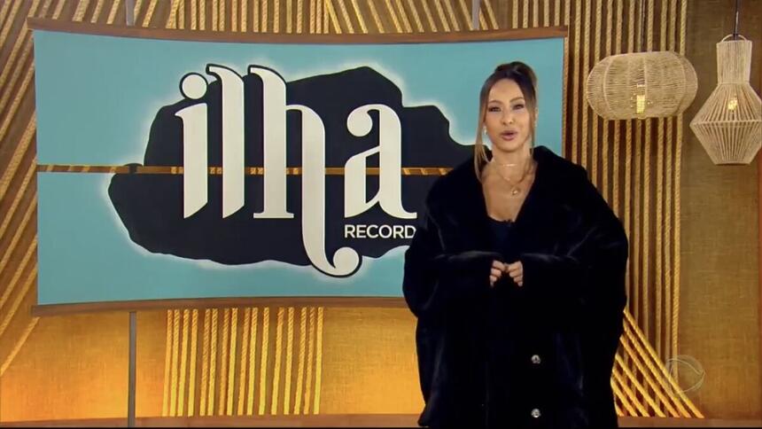 Durante o episódio desta quinta-feira (2) do Ilha Record, Sabrina Sato contou como será a reta final do reality. Quarta feira, dia 9 de setembro será a grande final onde o público terá direito de votar para qual explorador vai o prêmio de R$ 250 mil. Além disso, no mesmo dia saberemos quem será o grande explorador campeão que ficará com o prêmio maior de R$ 500 mil.