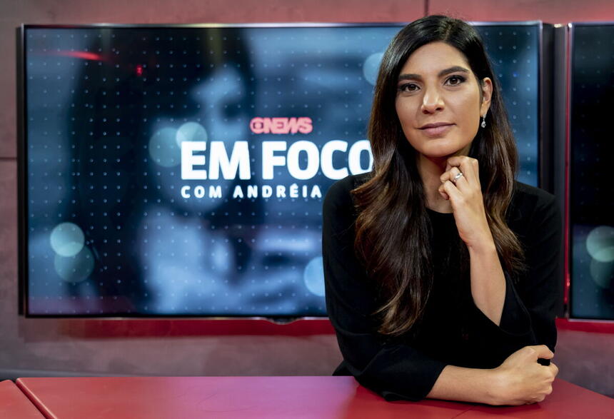 Andréia Sadi nos estúdios do Em Foco, na GloboNews