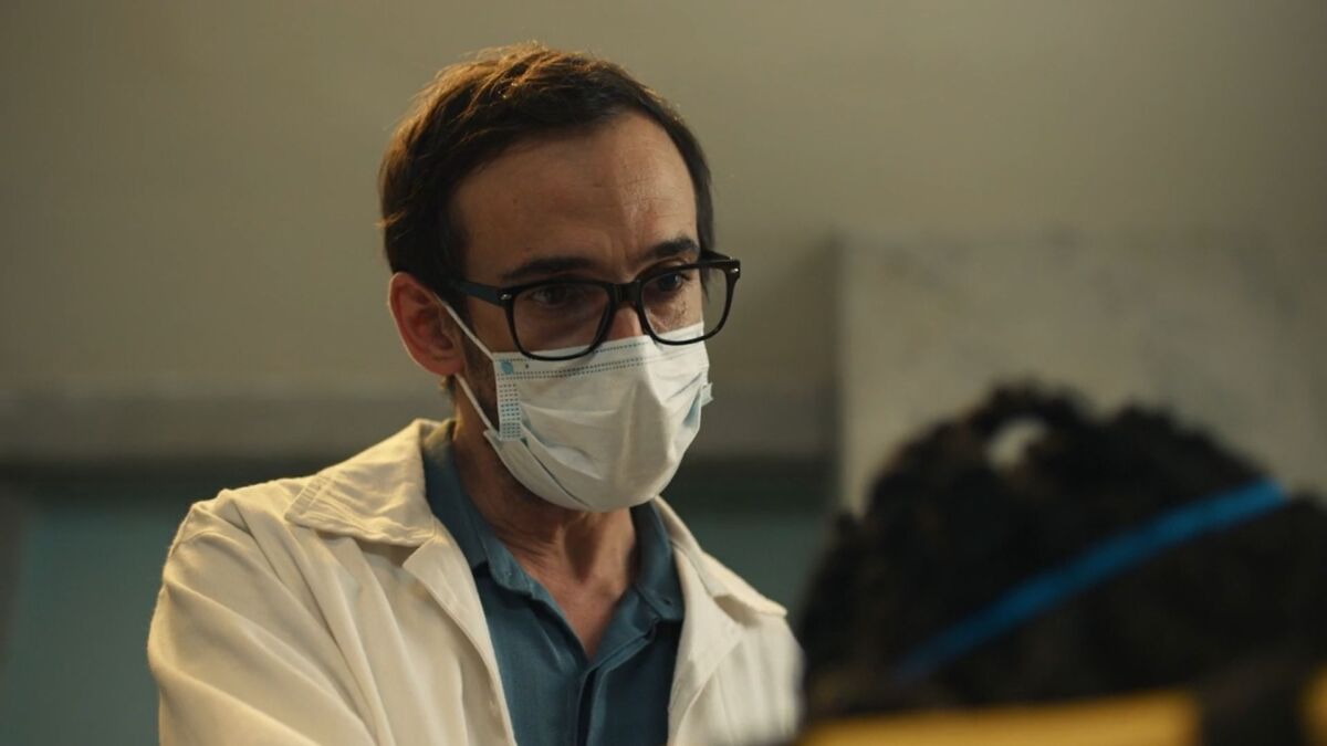 Trecho do 11º episódio da série Sob Pressão