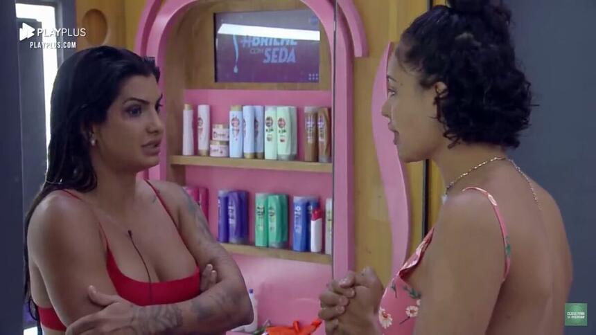 Marina conversou com Aline nesta madrugada em A Fazenda 13, e afirmou que além de Dayane, MC Gui entrou na sua lista para ser indicado para a roça.