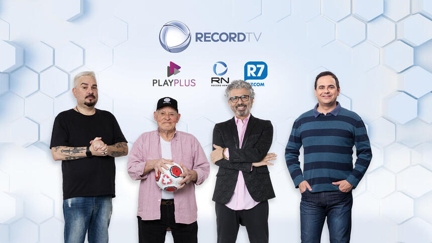 Carioca, Silvio Luiz, Zé Luiz e Bola em foto de divulgação da Record TV