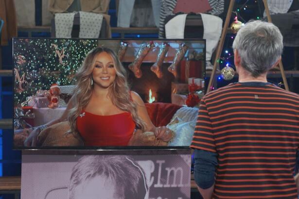 Mariah Carey conversa com Serginho Groisman através da televisão