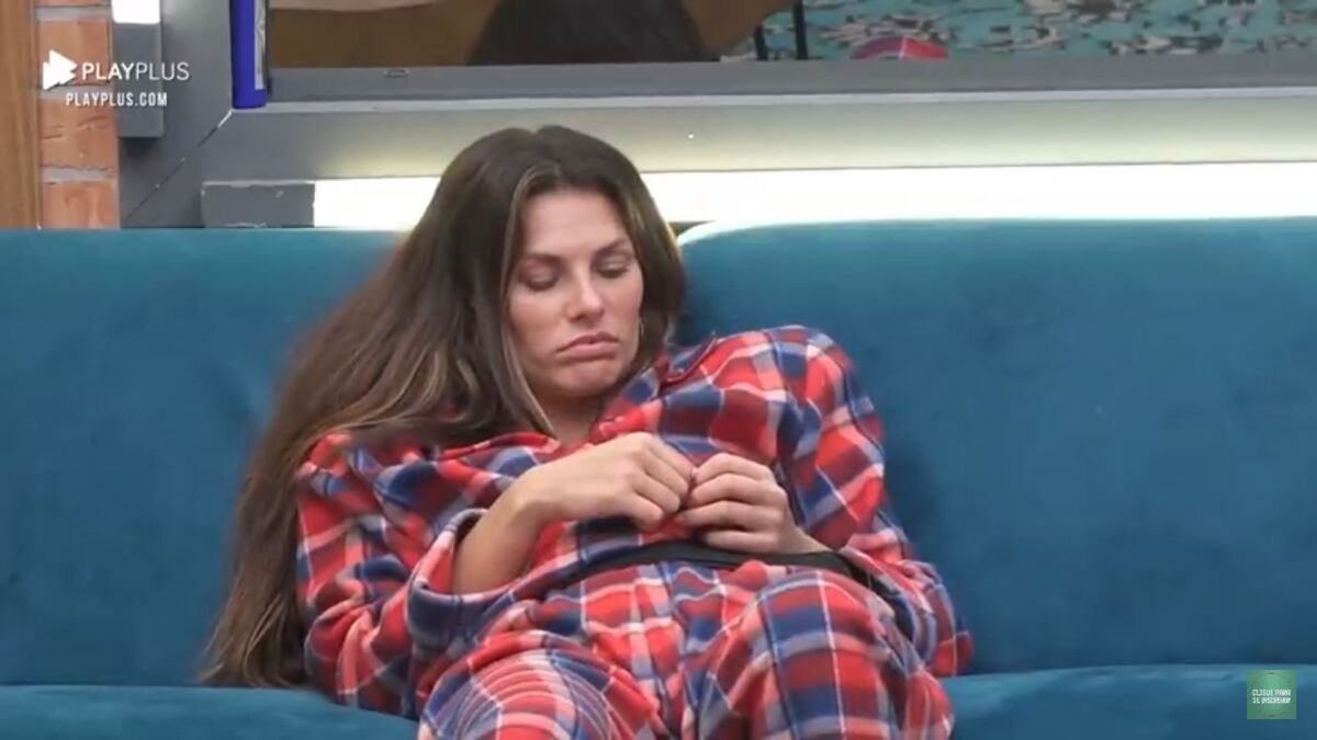 Público fica revoltado por PlayPlus cortar áudio de A Fazenda 13 na gravação do Hora do Faro.