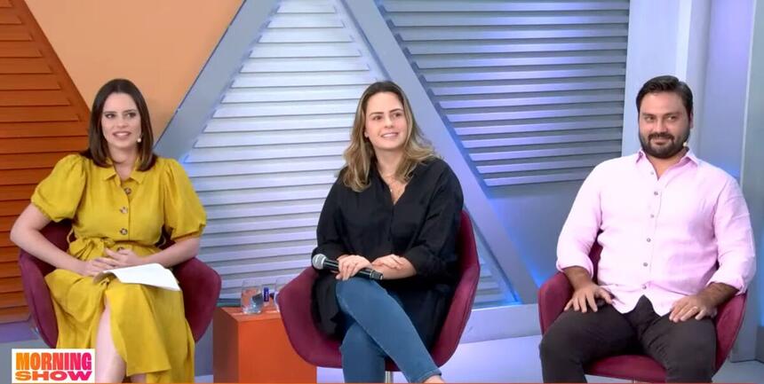 Zoe Martínez, Ana Paula Renault e Filipe Sabará nos estúdios do Morning Show