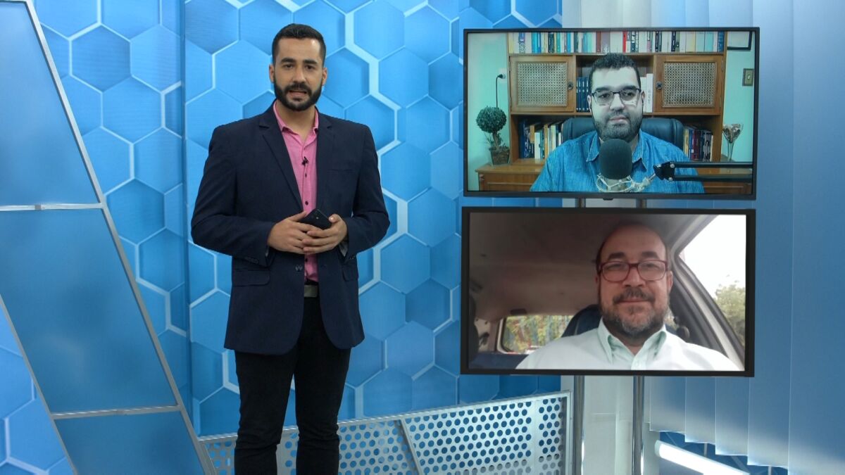 Trecho do programa Aparecida Debate, com o apresentador e os convidados