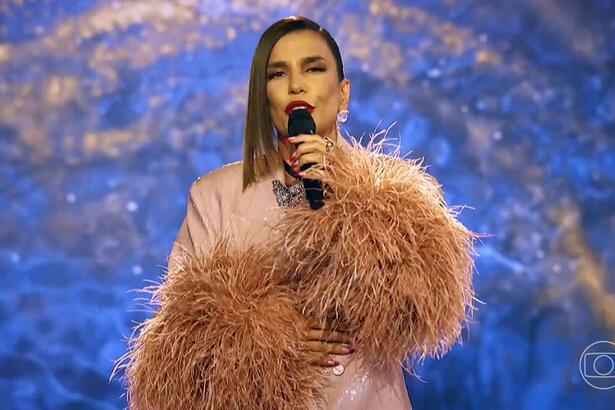 Ivete Sangalo nos estúdios do The Masked Singer Brasil - episódio de 23 de janeiro