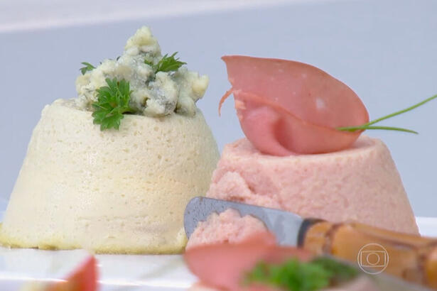 Mousse Light de Gorgonzola e Mortadela prontos no prato para serem servidos no estúdio do Mais Você com Ana Maria Braga