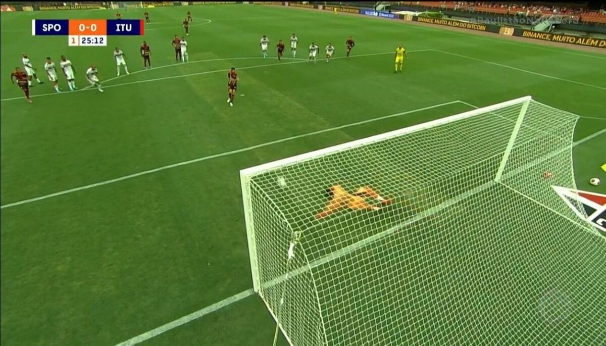 Trecho da transmissão da Record TV no Paulistão - partida entre São Paulo e Ituano
