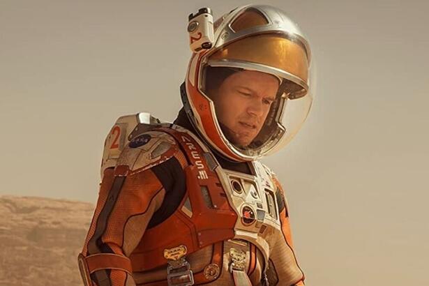 Matt Damon em trecho do filme Perdido Em Marte, exibido pela TV Globo na Temperatura Máxima