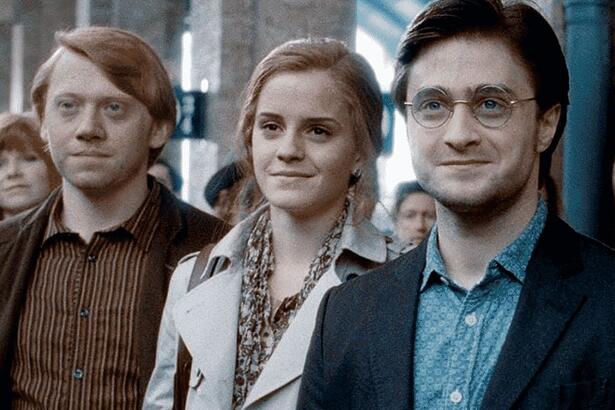 Rupert Grint, Emma Watson e Daniel Radcliffe em cena de Harry Potter