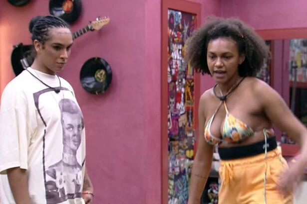 Linn e Jessilane no quarto grunge do BBB 22