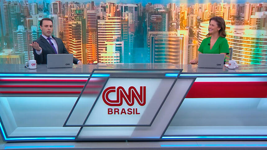 Rafael Colombo e Elisa Veeck na bancada do CNN Novo Dia