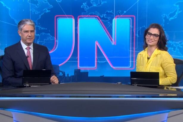 William Bonner e Renata Vasconcellos nos estúdios do Jornal Nacional