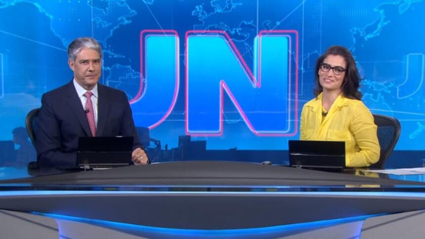 William Bonner e Renata Vasconcellos nos estúdios do Jornal Nacional