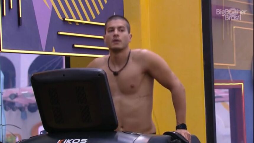 Arthur na academia do BBB 22.