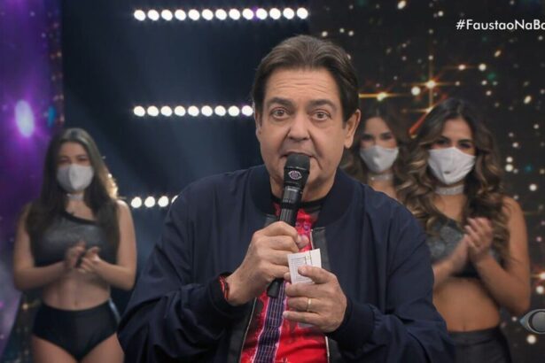 Fausto Silva em trecho do programa Faustão na Band, programa exibido em 23 de fevereiro