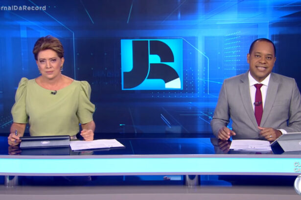 Christina Lemos e Luiz Fara Monteiro na bancada do Jornal da Record