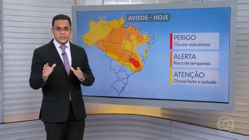 Marcelo Pereira nos estúdios da Previsão do Tempo na TV Globo, durante participação no Bom Dia Brasil