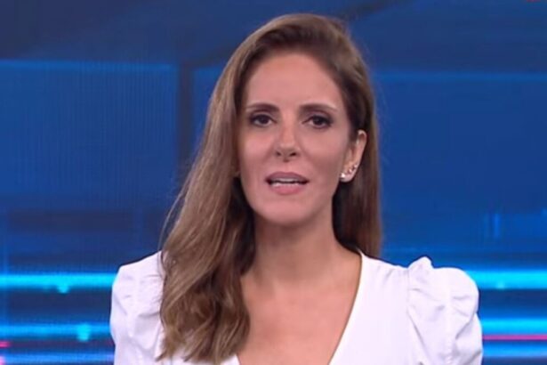 Monalisa Perrone no ar pela CNN Brasil